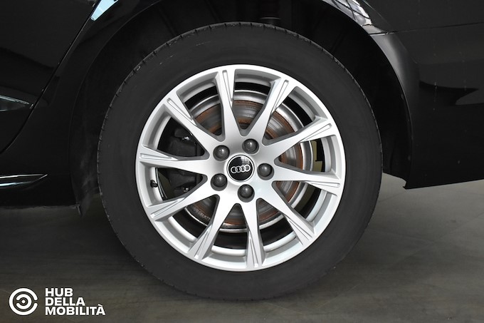 AUDI A4 Avant 30 TDI/136 CV S tronic Business Advanced